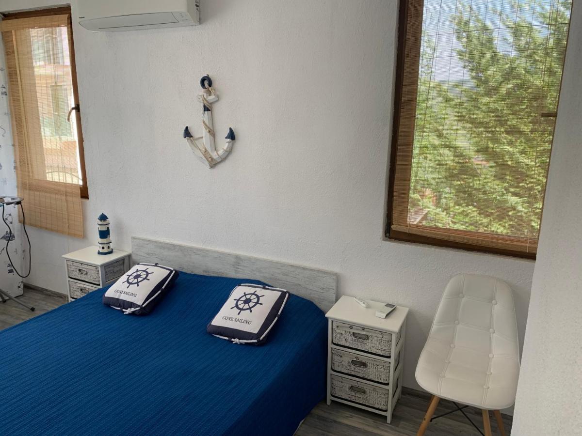 Ferienwohnung Oasis By The Sea Primorsko Exterior foto